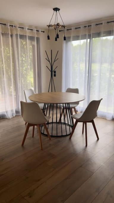 Maison En Bois A Entrechaux المظهر الخارجي الصورة