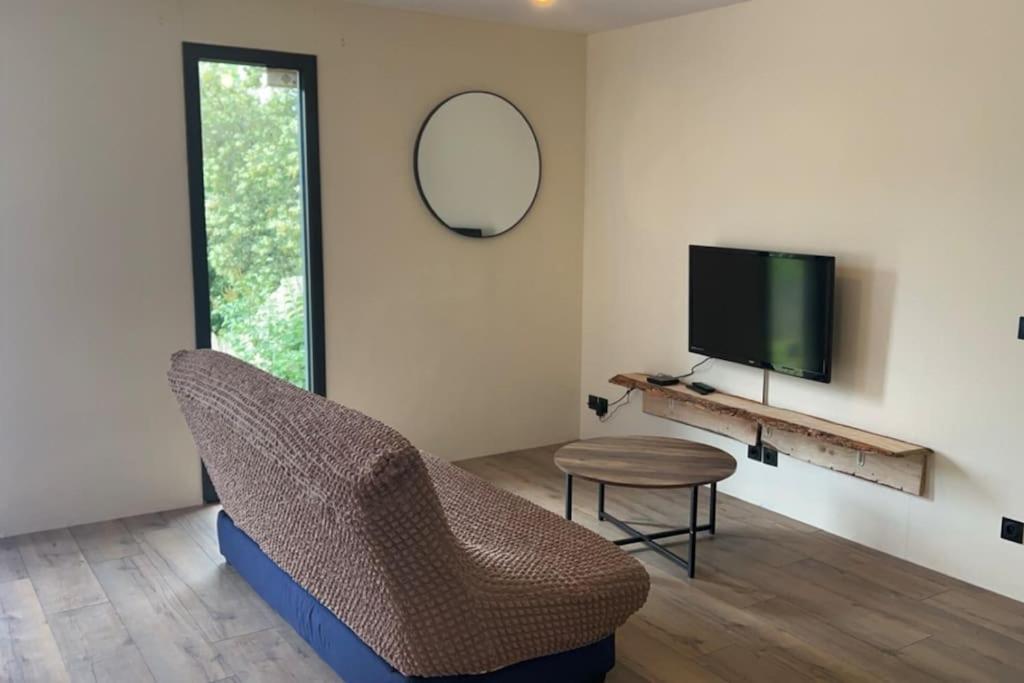 Maison En Bois A Entrechaux المظهر الخارجي الصورة